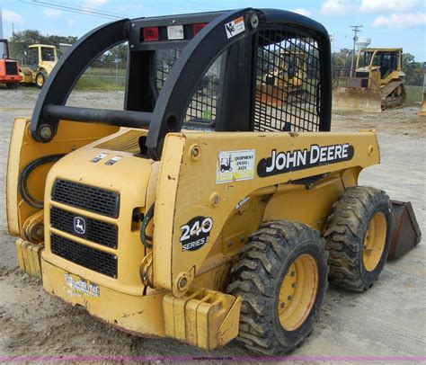 2003 john deere 240 skid steer specs|john deere 240 skid loader.